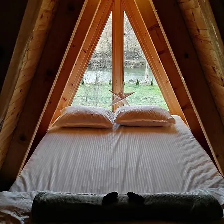 Brvnara Riva Apartman *