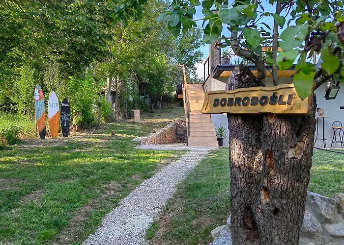 公寓 Brvnara Riva *